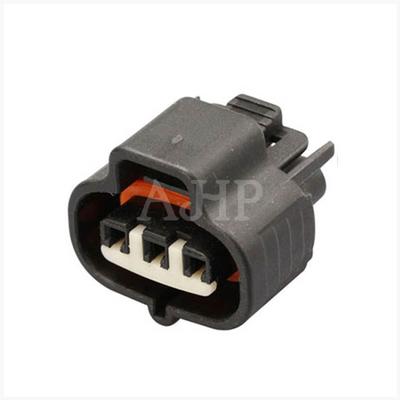3 pin Sealed Plug Crank Car Sensor Connector For Toyota 90980-10845 6189-0099